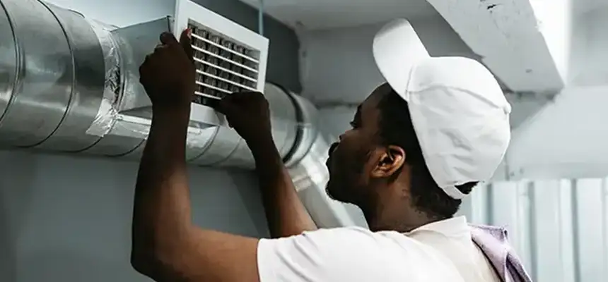 Our Licensed And Insured Cleaners in Costa Mesa, CA